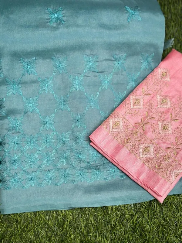 Blue_Semi_Crepe_saree_For_Women