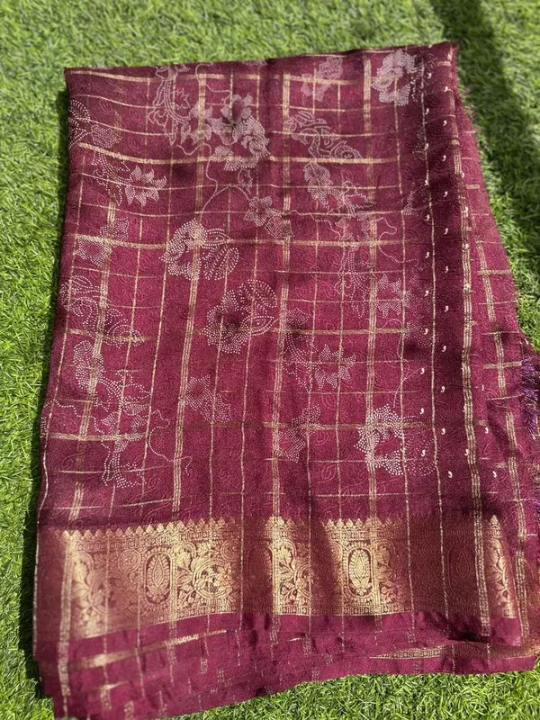Maroon_Semi_Dola_saree_For_Women