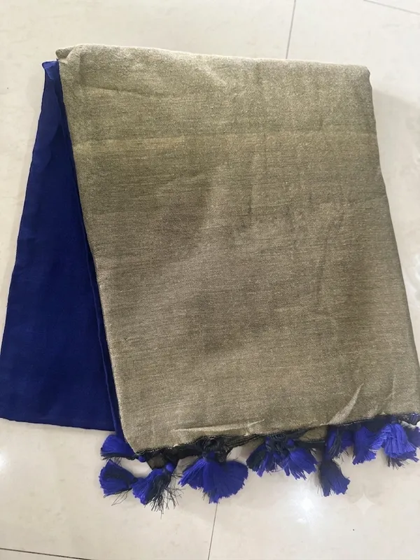 Blue_Woven_Contrast_Pallu_Saree_For_Women