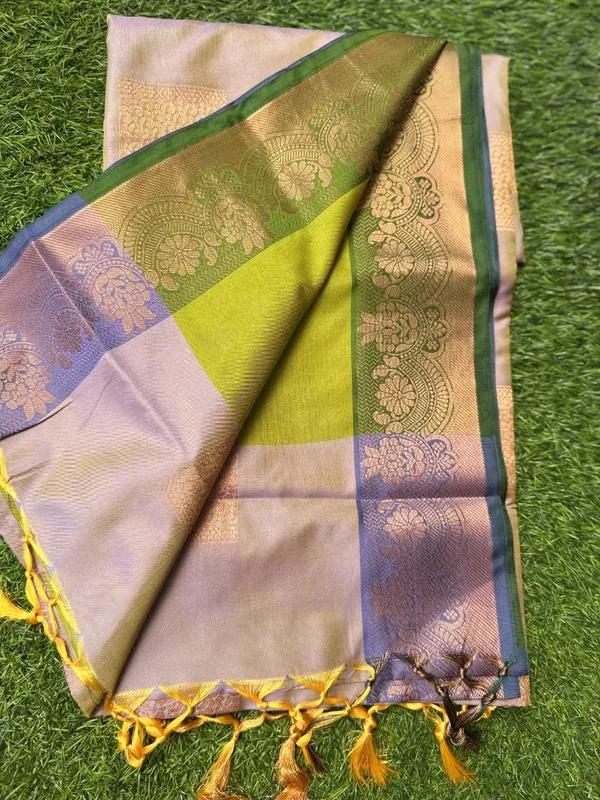 Multicolor_Soft_Silk_saree_For_Women