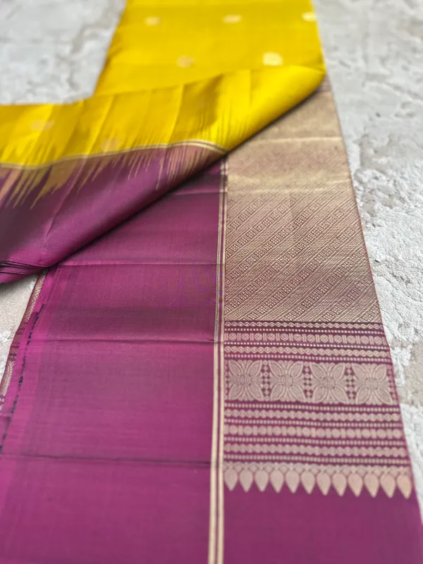 Yellow_Pure_Kanchivaram_Handloom_Soft_Silk_saree_For_Women