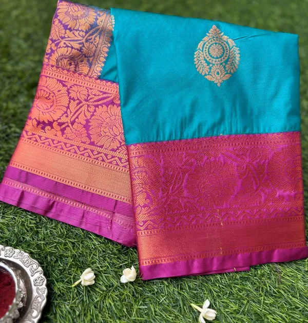 Green_Kanchivaram_Semi_Silk_saree_For_Women