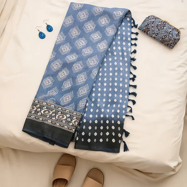 Blue_Semi_Crepe_saree_For_Women