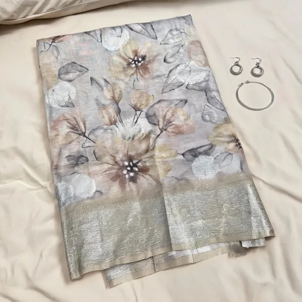 Grey_Semi_Organza_saree_For_Women