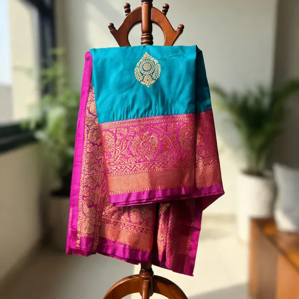 Green_Kanchivaram_Semi_Silk_saree_For_Women
