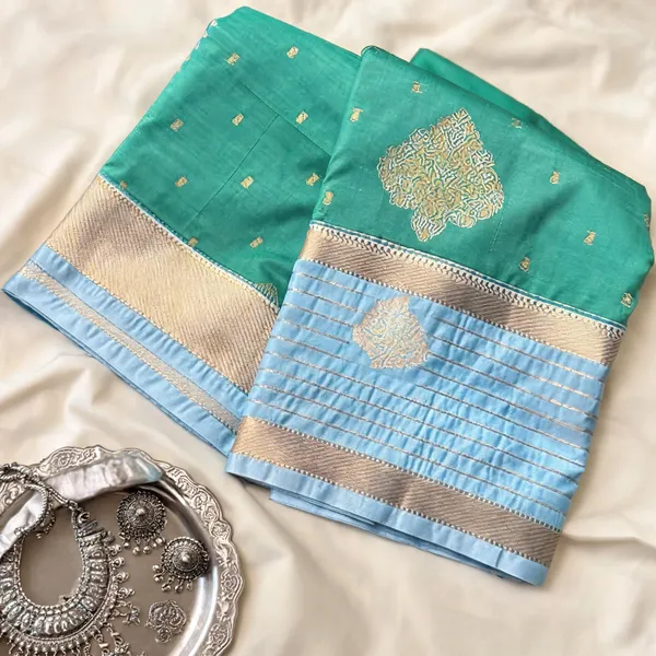 Green_Kanchivaram_Semi_Silk_saree_For_Women