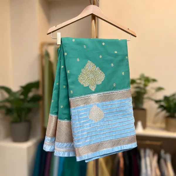 Green_Kanchivaram_Semi_Silk_saree_For_Women