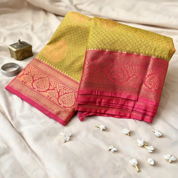Green_Kanchivaram_Semi_Silk_saree_For_Women