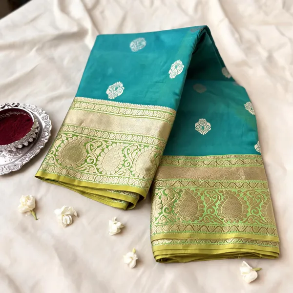 Green_Kanchivaram_Semi_Silk_saree_For_Women