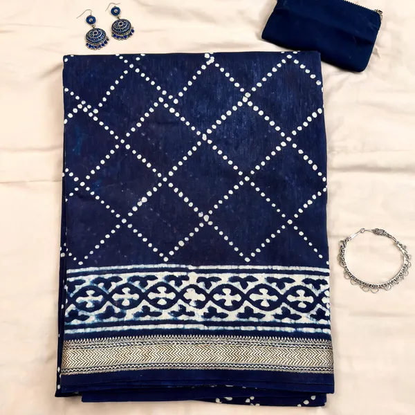 Navy_Blue_Maheshwari_Silk_saree_For_Women