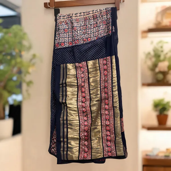 Black_Pure_Modal_Saree_For_Women