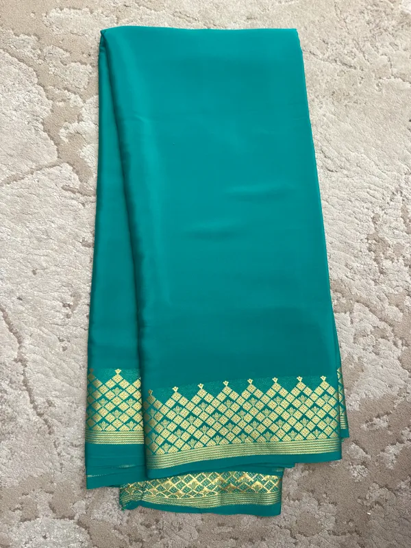 Green_Pure_Silk_saree_For_Women