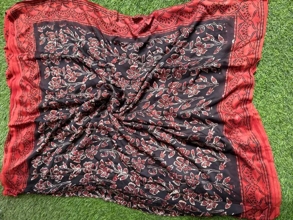 Black_And_Red_Pure_Modal_Saree_For_Women
