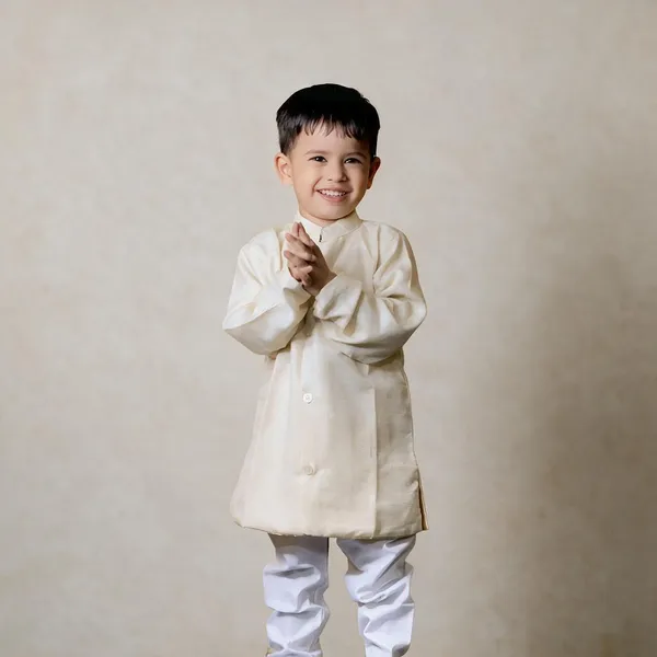 White_Cotton_Kurta_Pajama_With_Nehru_Cap_For_Boys