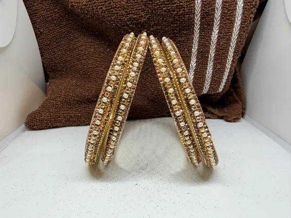 Gold_Tone_Stone_Studded_Bangles_for_Women