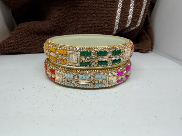 Multicolour_Embellished_Bangles_Set_for_Women