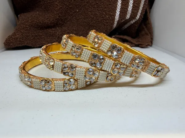 Gold_Tone_Embellished_Bangle_Set_for_Women