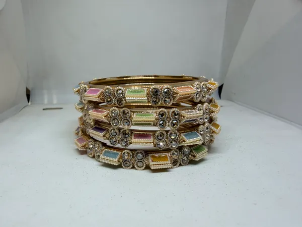 Multicolour_Embellished_Bangle_Set_for_Women