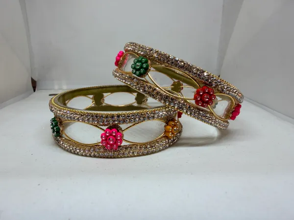 Gold_Tone_Embellished_Floral_Bangles_for_Women