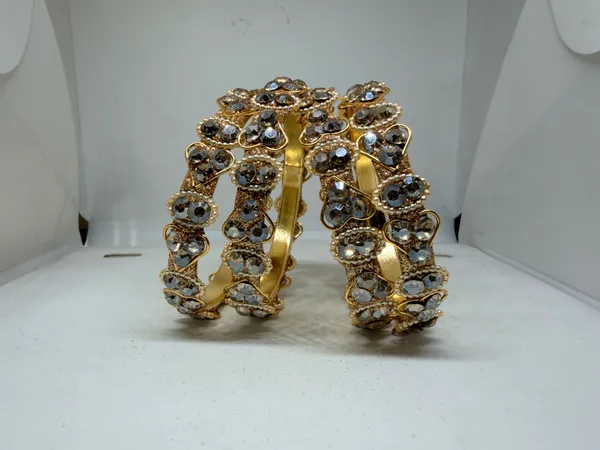 Gold_Tone_Floral_Embellished_Bangles_for_Women
