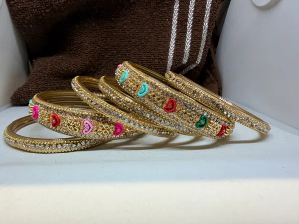 Gold-Tone_Multicolour_Embellished_Bangle_Set_for_Women