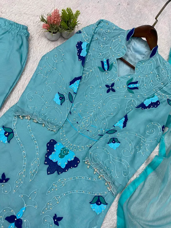 Turquoise_Organza_Straight_Embroidered_Kurta_Set_For_Women