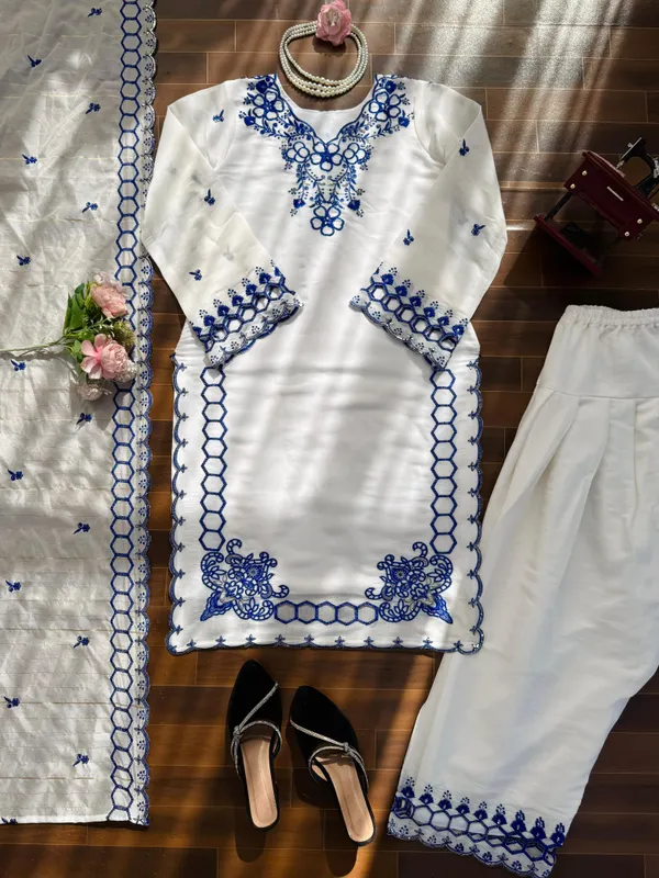 White_Chanderi_Jacquard_Embroidered_Kurta_Set_For_Women
