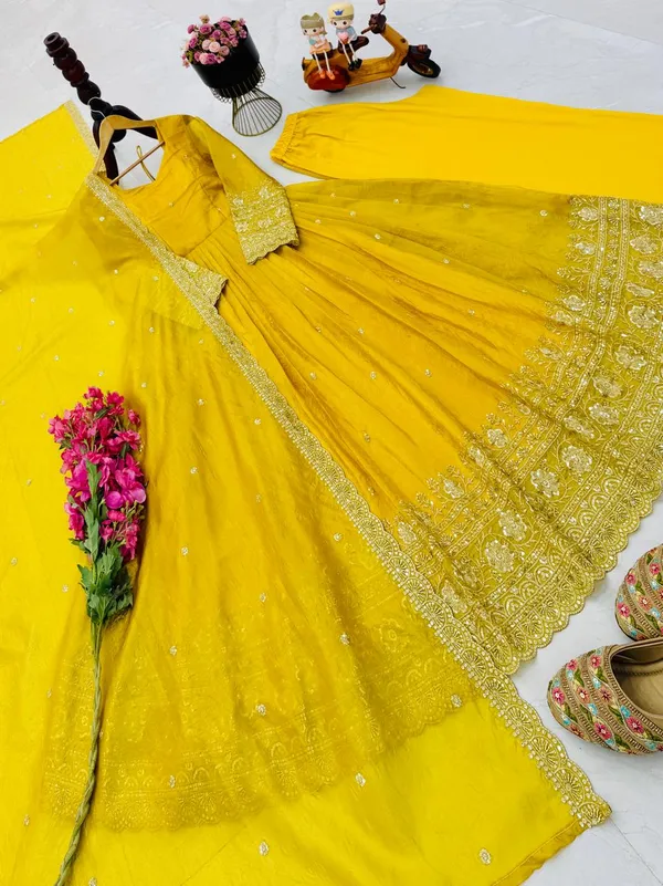 Yellow_Gold_Crash_Fabric_Flared_Anarkali_Suit_For_Women