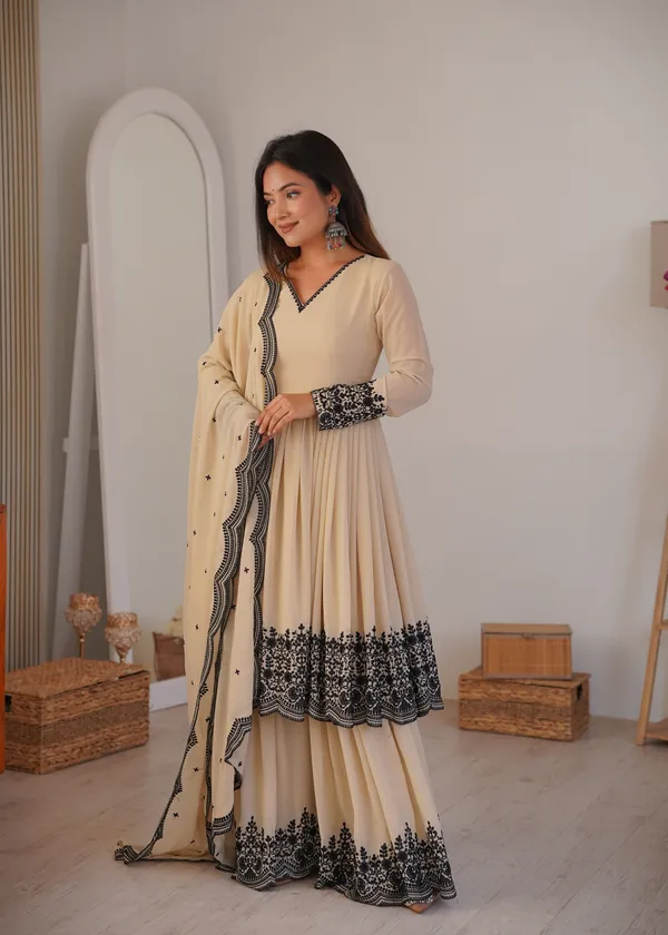 Beige_Georgette_Flared_Anarkali_Suit_Set_For_Women
