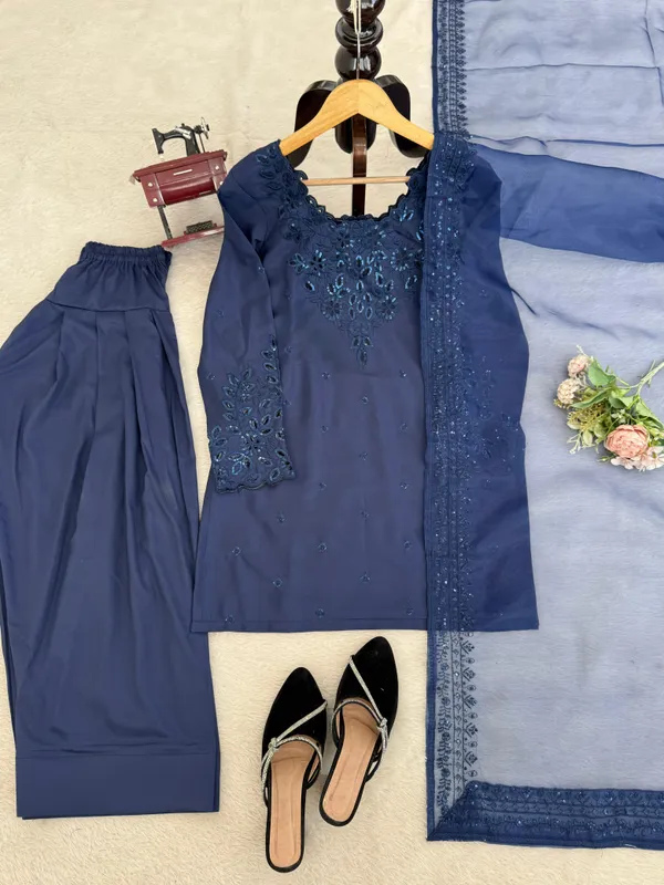 Navy_Blue_Crepe_Organza_Silk_Straight_Suit_Set_For_Women