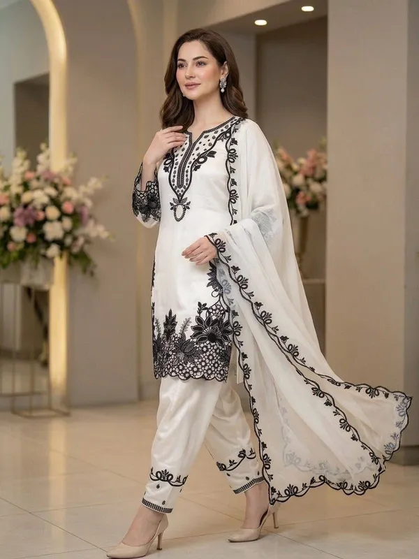 White_Organza_Straight_Embroidered_Kurta_Set_For_Women