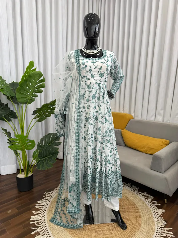Green_Faux_Georgette_Floral_Print_Anarkali_Suit_Set_For_Women