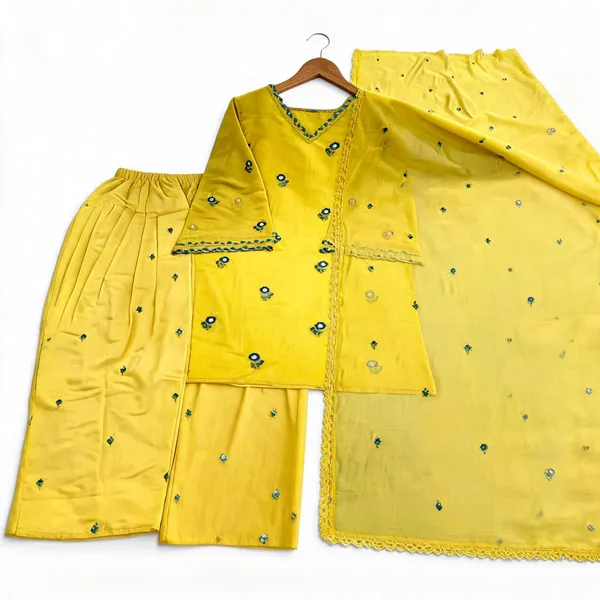 Yellow_Roman_Silk_Printed_Straight_Kurta_Set_For_Women