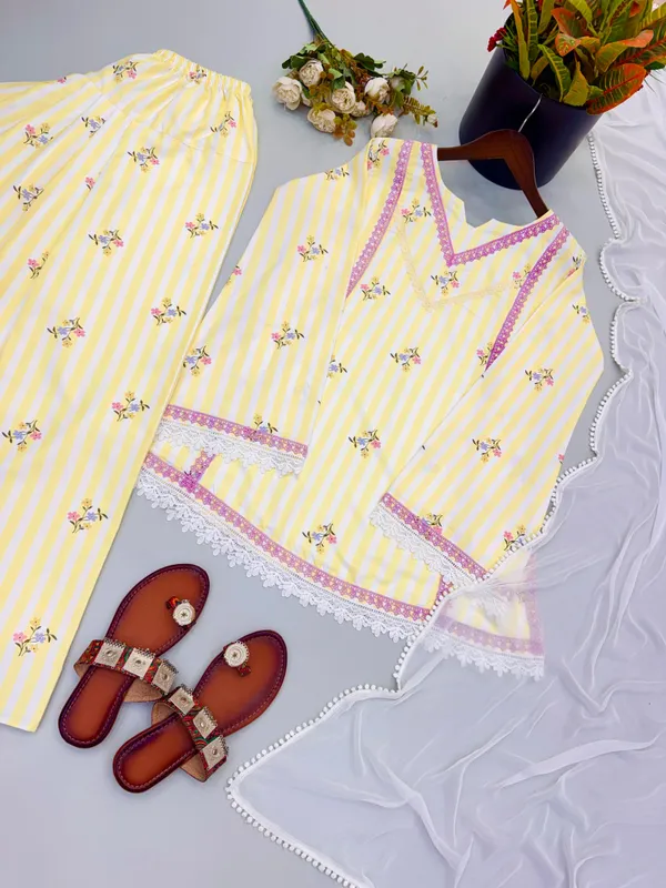 Yellow_Crepe_Straight_Printed_Kurta_Set_For_Women