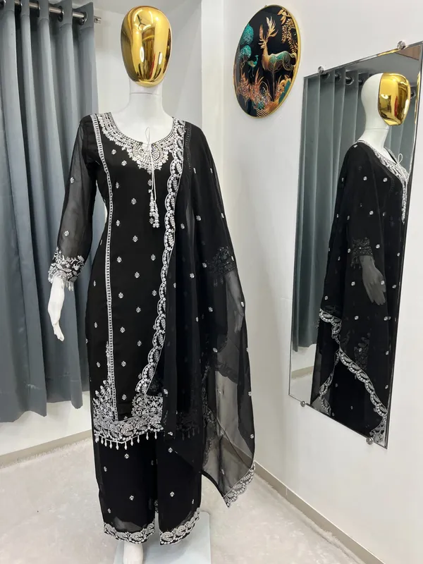 Black_Georgette_Straight_Fit_Suit_Set_For_Women