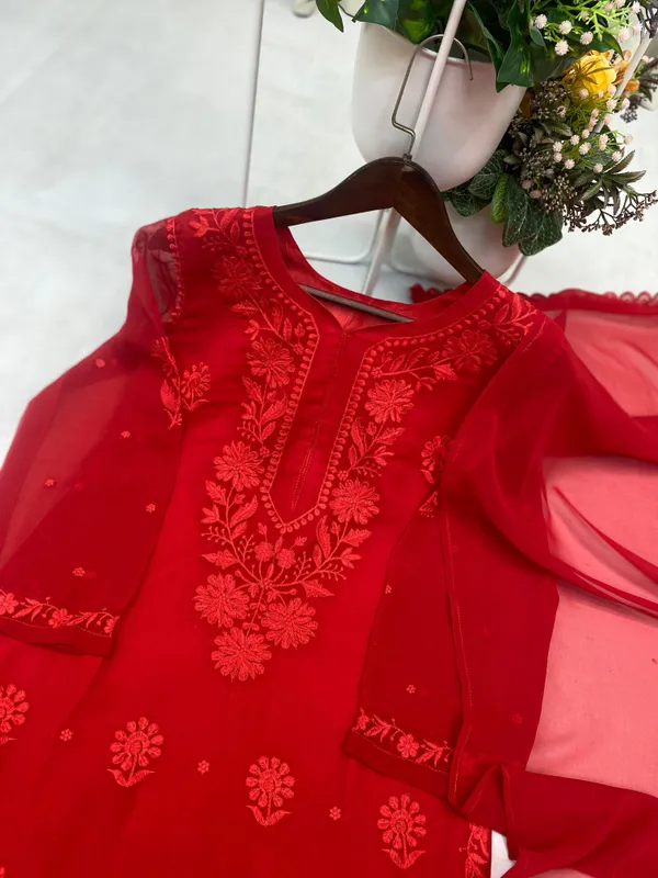Red_Georgette_Straight_Embroidered_Kurta_Set_For_Women