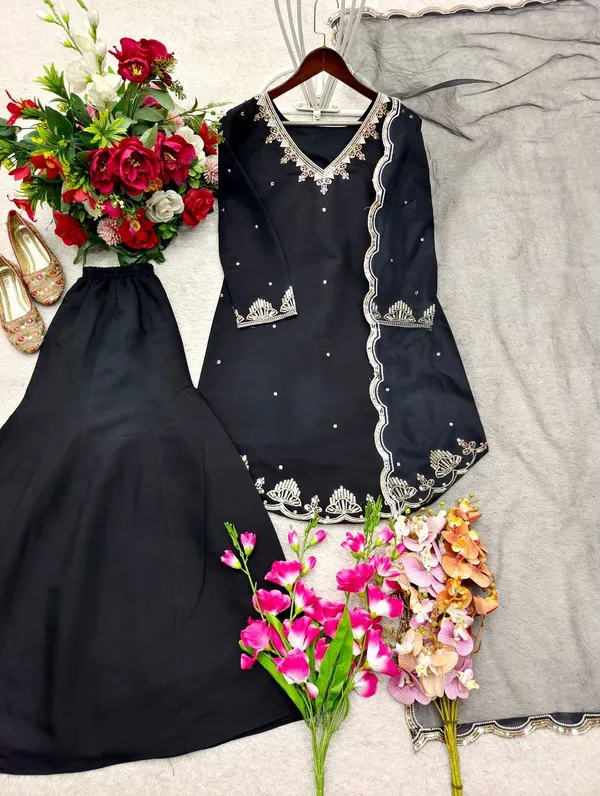 Black_Roman_Silk_Straight_Embroidered_Kurta_Palazzo_Set_For_Women