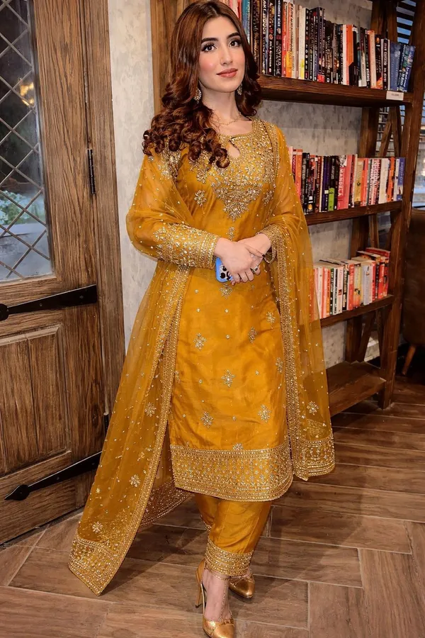 Mustard_Silk_Straight_Embroidered_Suit_Set_For_Women