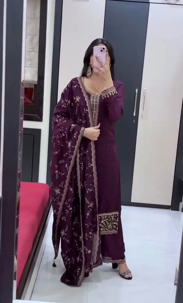 Purple_Georgette_Straight_Suit_Set_For_Women
