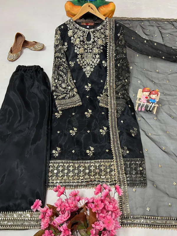 Black_Organza_Silk_Straight_Fit_Salwar_Suit_For_Women