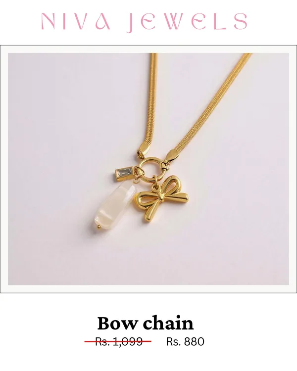Gold_Electroplated_Bow_Pendant_Chain_Necklace_For_Women