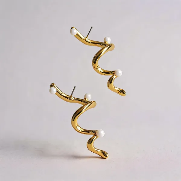 Gold_Metal_Spiral_Pearl_Accent_Hoop_Earrings_For_Women