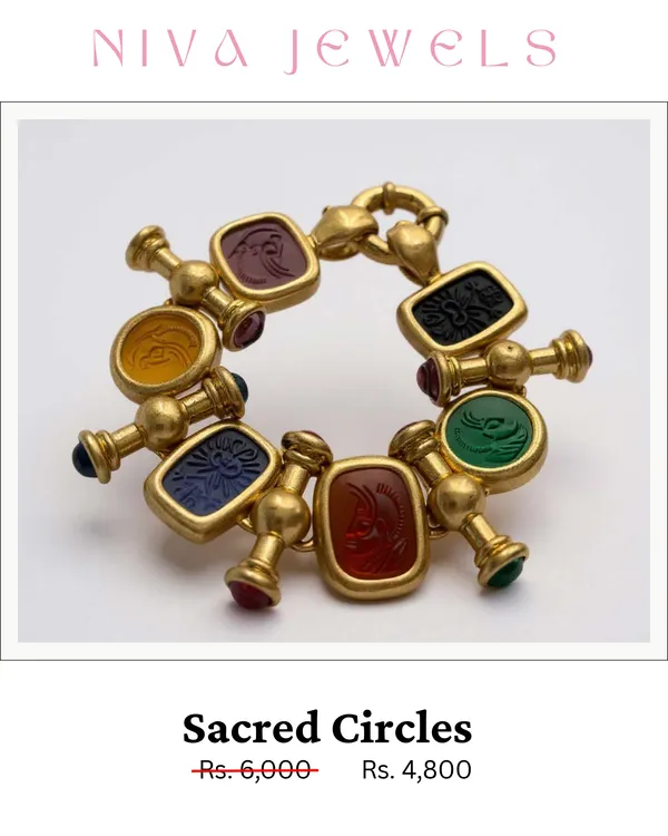 Multicolour_Electroplated_Engraved_Circle_Charm_Bracelet_For_Women