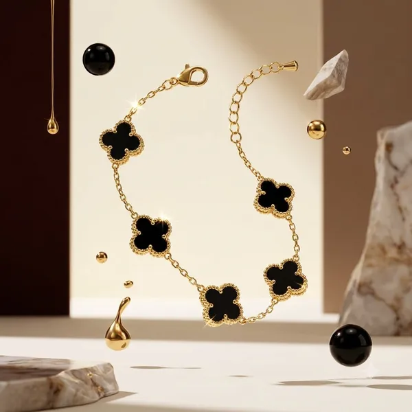 Gold_Black_Clover_Chain_Bracelet_for_Women