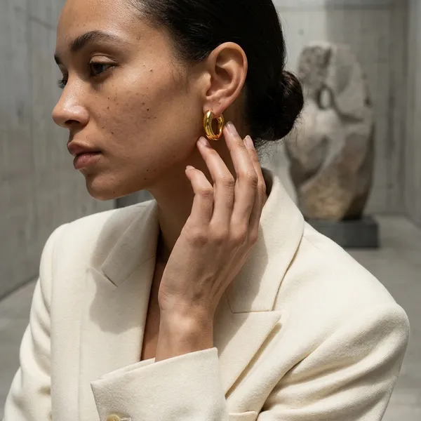 Gold_Chunky_Round_Huggie_Hoop_Earrings_for_Women