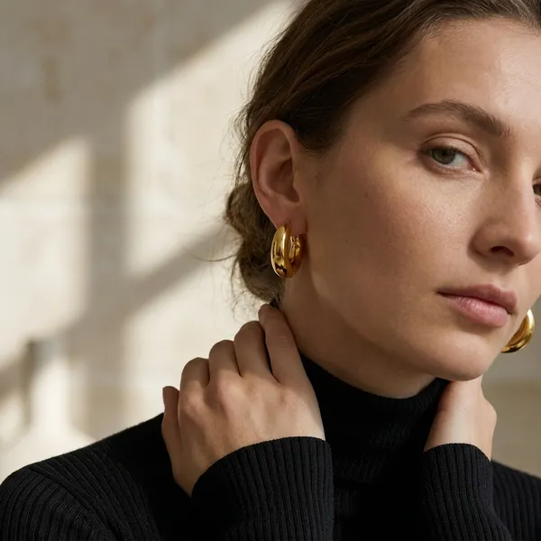 Gold_Chunky_Round_Huggie_Hoop_Earrings_for_Women