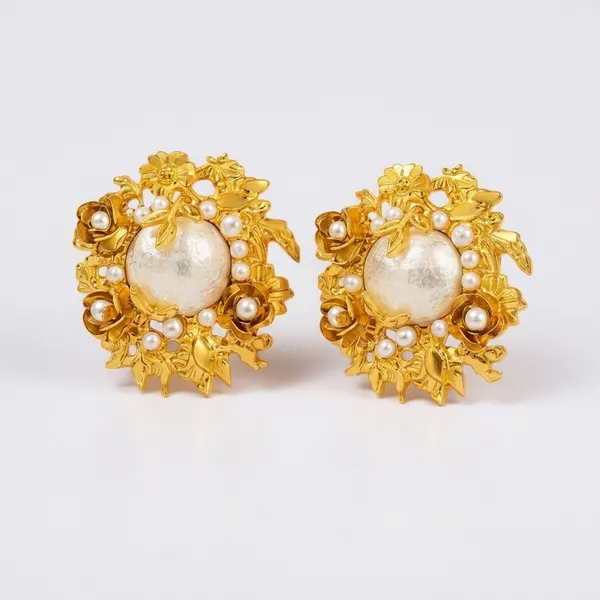 Gold_Stainless_Steel_Floral_Pearl_Stud_Earrings_For_Women