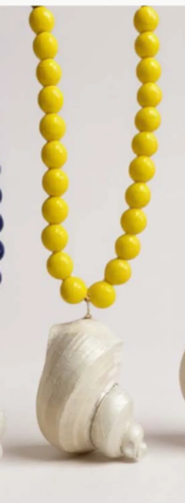 Yellow_Poly_Resin_Shell_Drop_Beaded_Necklace_For_Women