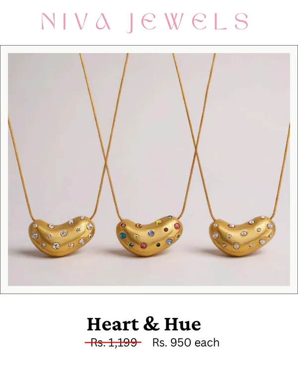 Gold-Tone_Embellished_Pendant_Necklace_for_Women