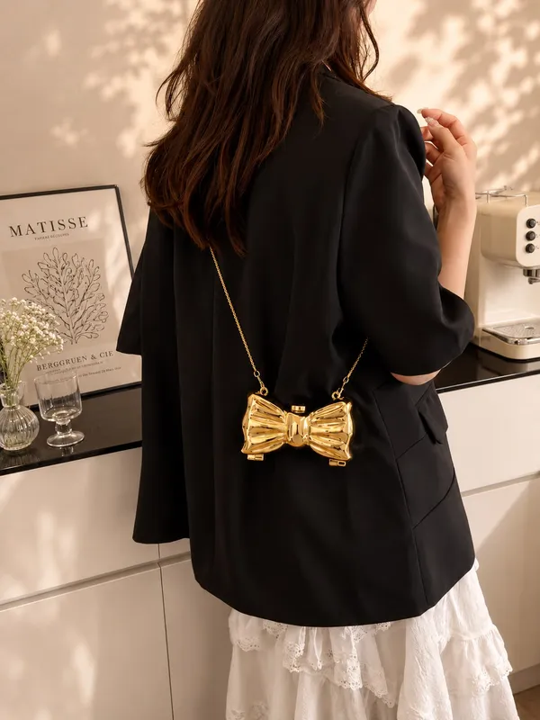 Golden_Acrylic_Mini_Clutch_Bag_For_Women